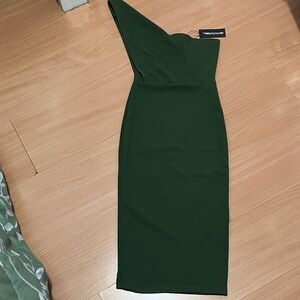 PrettyLittleThing Dark Green One-Shoulder Dress